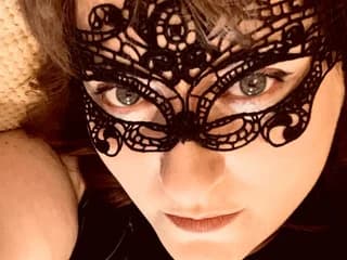 Curvygirllouisa WebCAM 