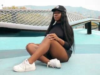 IsabellaEbony WebCAM 