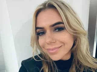 WebCAM of LunaVelvet22