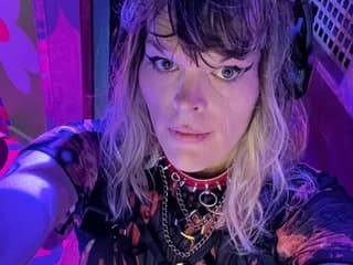 WebCAM of Maybemabus