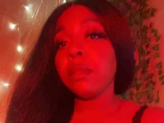 WebCAM of Mercedes_Redd