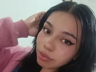 WebCAM of SophieeLagos