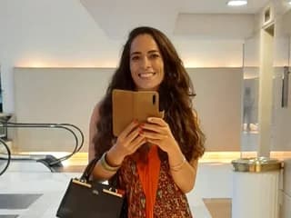 WebCAM of SweetsAnne