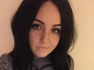 WebCAM of The_Curvy_Raven