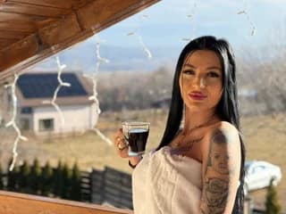 WebCAM di arianatattoos